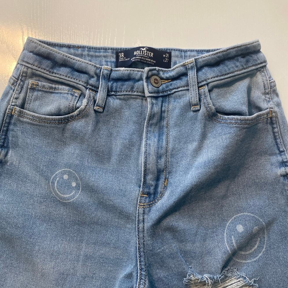 Sz 3 Hollister smiley face jeans